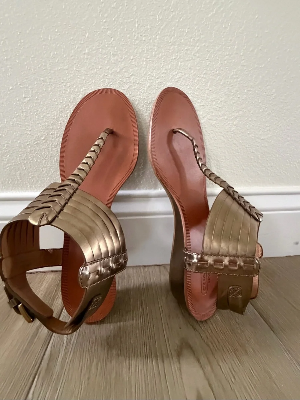 Coach Leather Wedge Sandals India Metallic Bronze Brass Hardware Q1888 Size 10